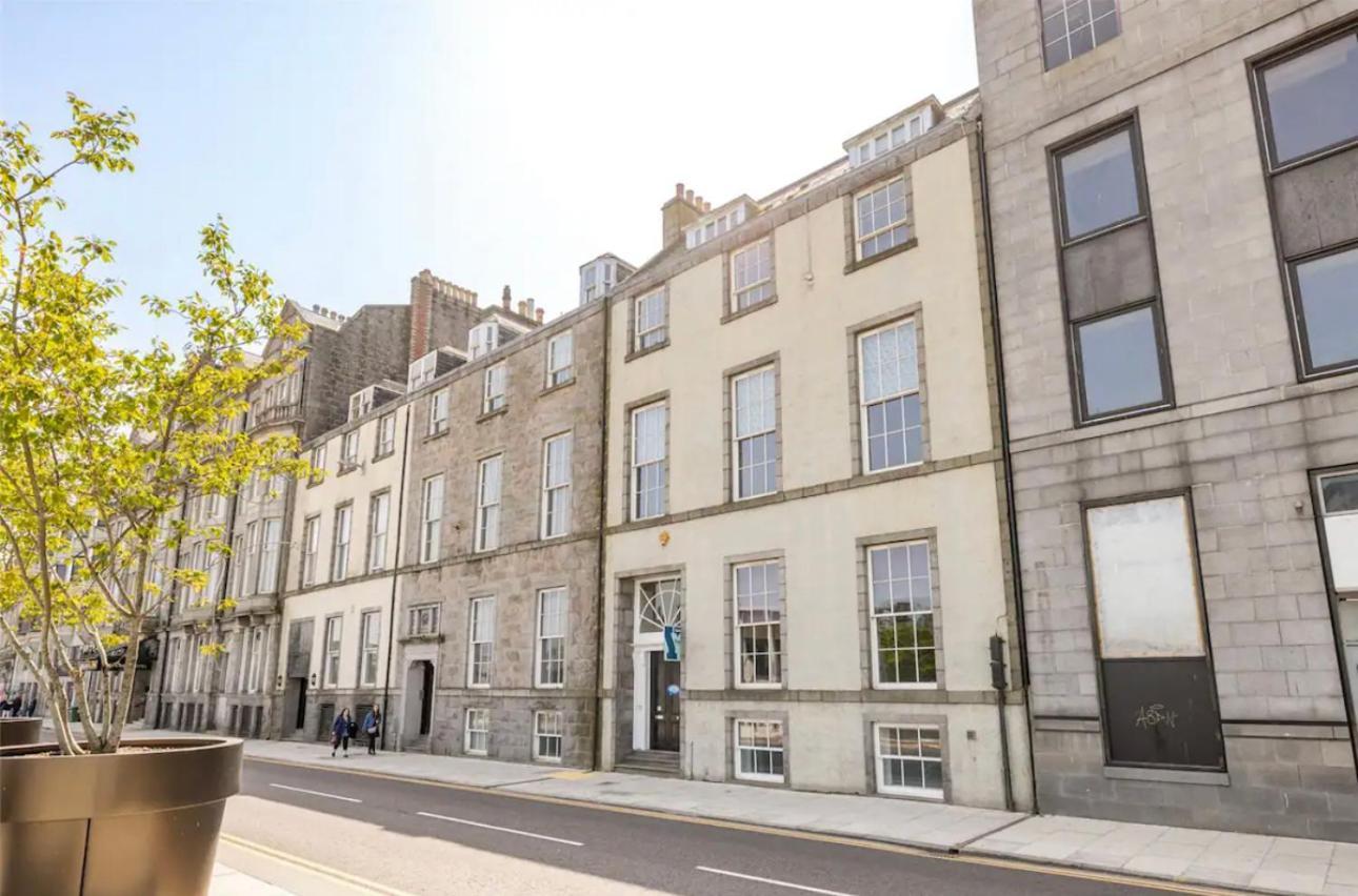 One Of A Kind Historic 3 Bedroom Apartment Aberdeen Buitenkant foto