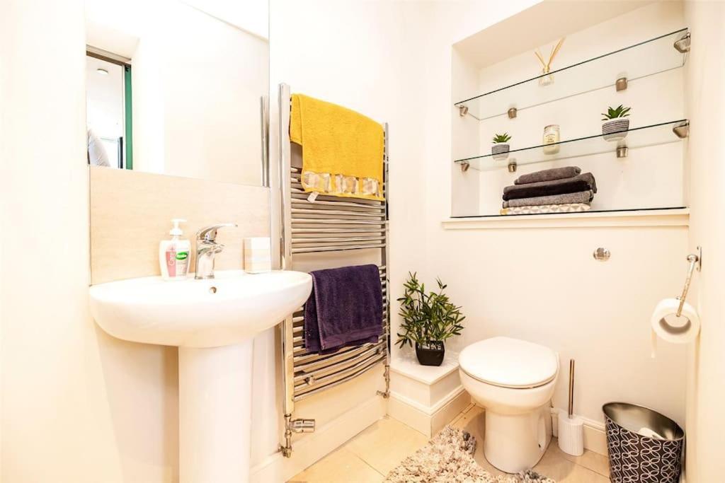 One Of A Kind Historic 3 Bedroom Apartment Aberdeen Buitenkant foto